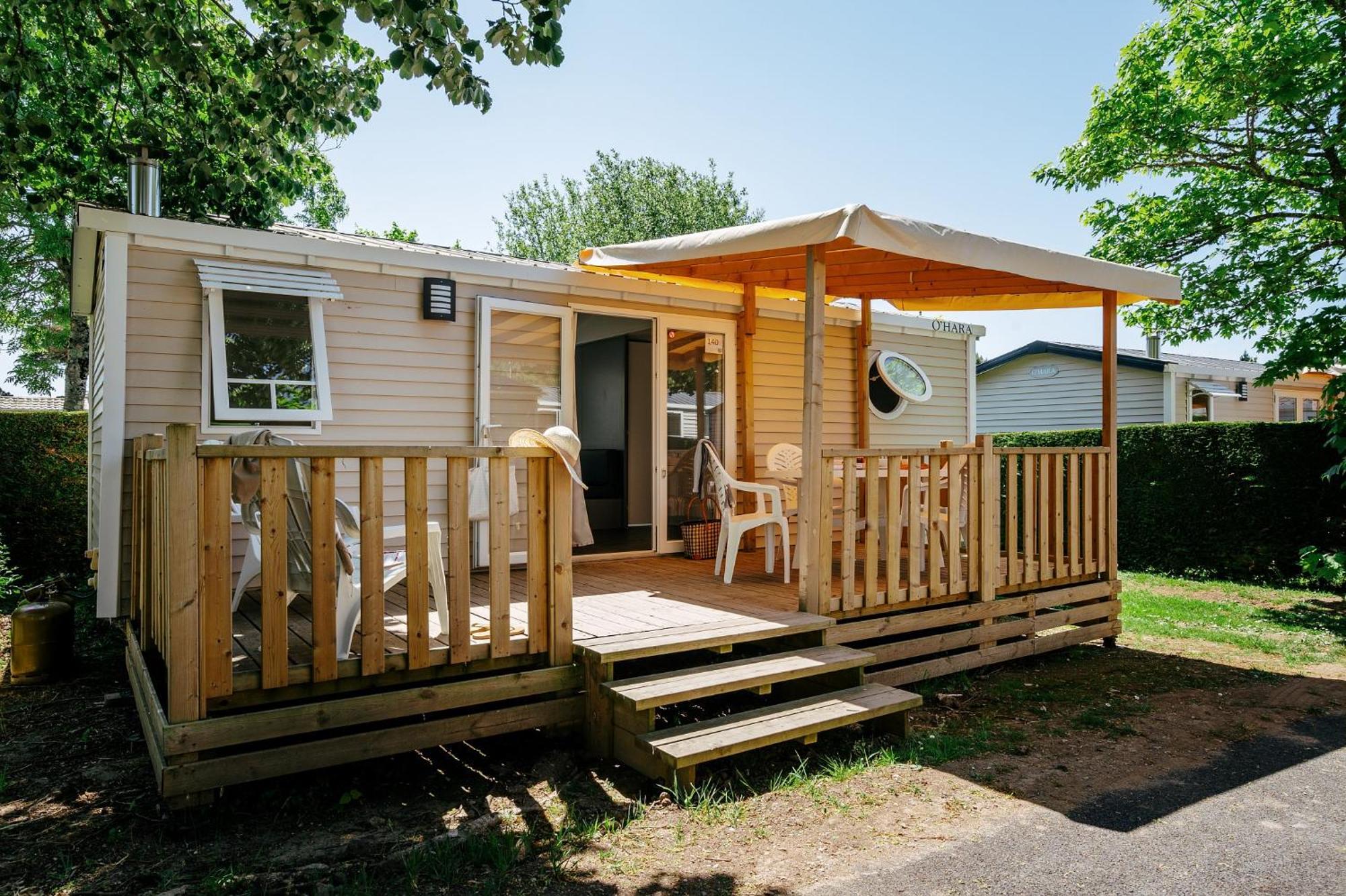 Camping Chateau De Galaure Chateauneuf-de-Galaure Kültér fotó