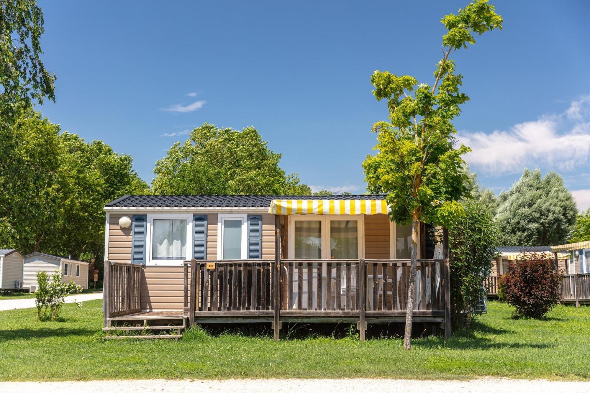 Camping Chateau De Galaure Chateauneuf-de-Galaure Kültér fotó